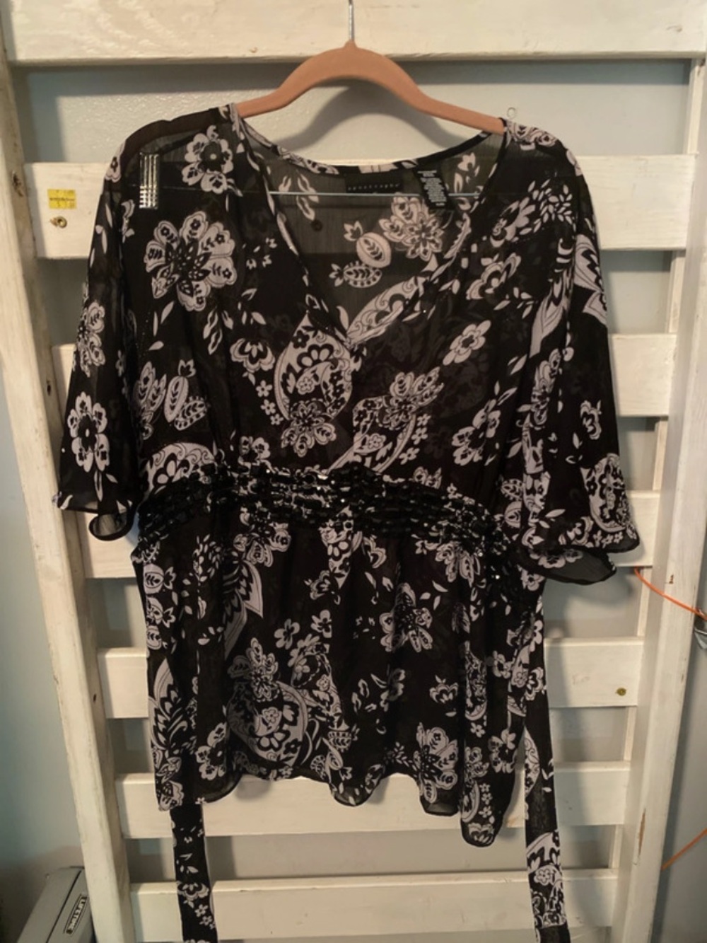 Apostrophe Black and White Floral V-Neck Tunic with Smocked Waist